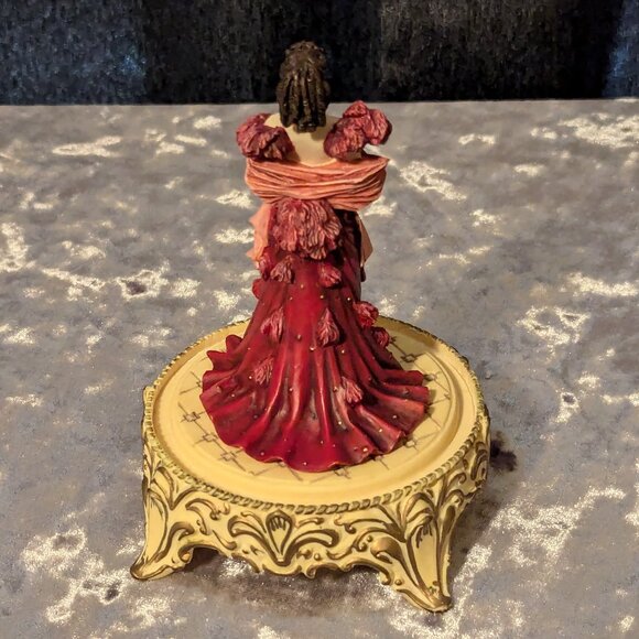 Gone with the Wind Glass Dome Figurine Scarlette's Shame 1993 EUC - Picture 6 of 8